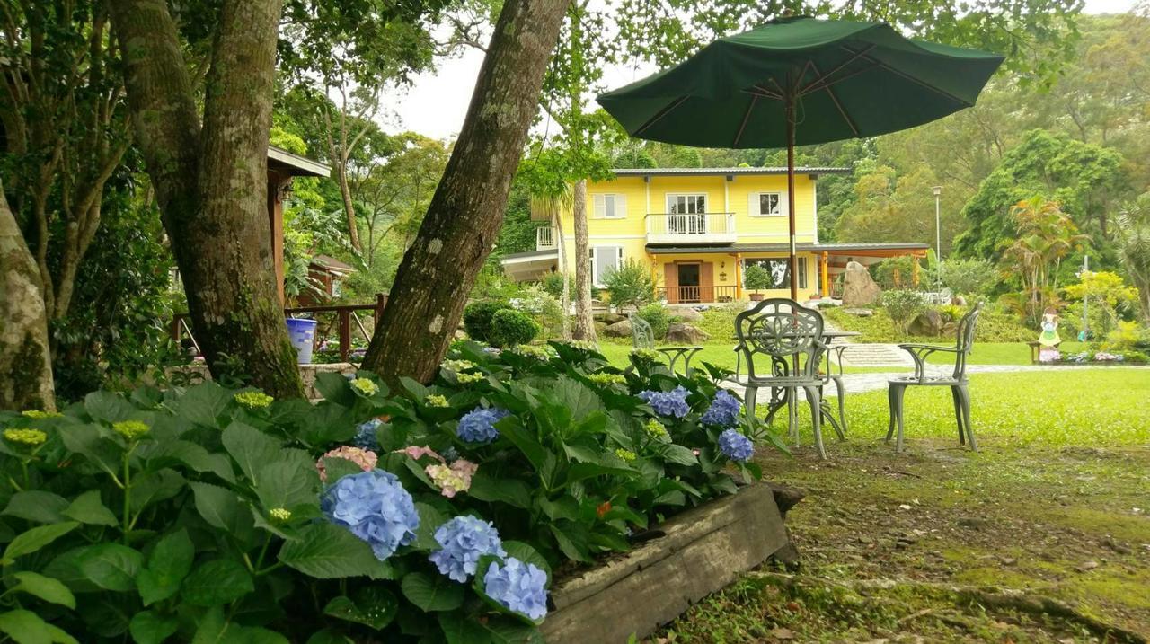 Hemerocallis Country House Nanzhuang Bagian luar foto